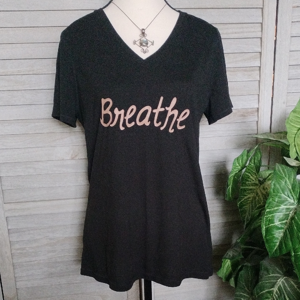 ⚜️ Athletic Works Black V-Neck 'Breathe' Tee Size L